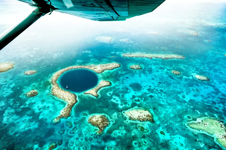 Belize — mer des Caraïbes et nature